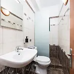فيلة Vera